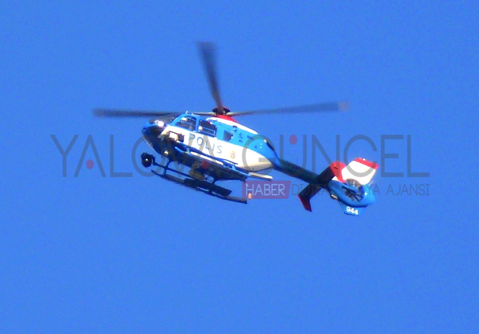 Polis_helikopter_2013