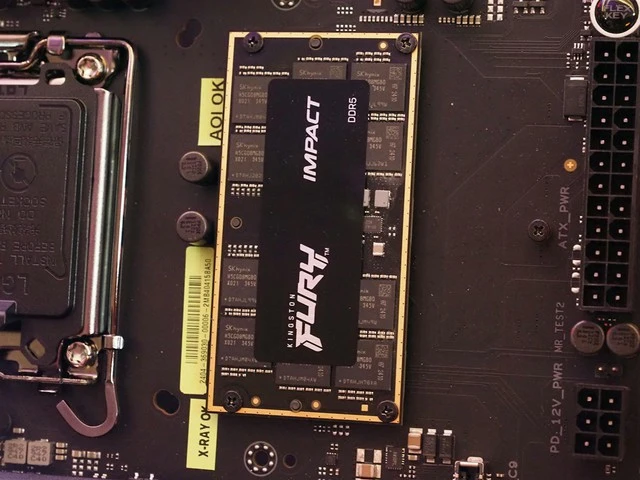 DDR5 CAMM2 RAM