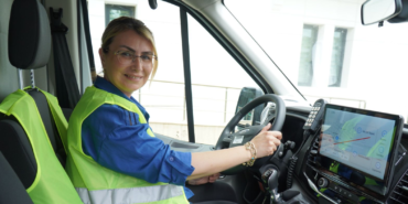 ALTINOVA BELEDİYESİNE ‘’TAM DONANIMLI AMBULANS’’ KAZANDIRILDI