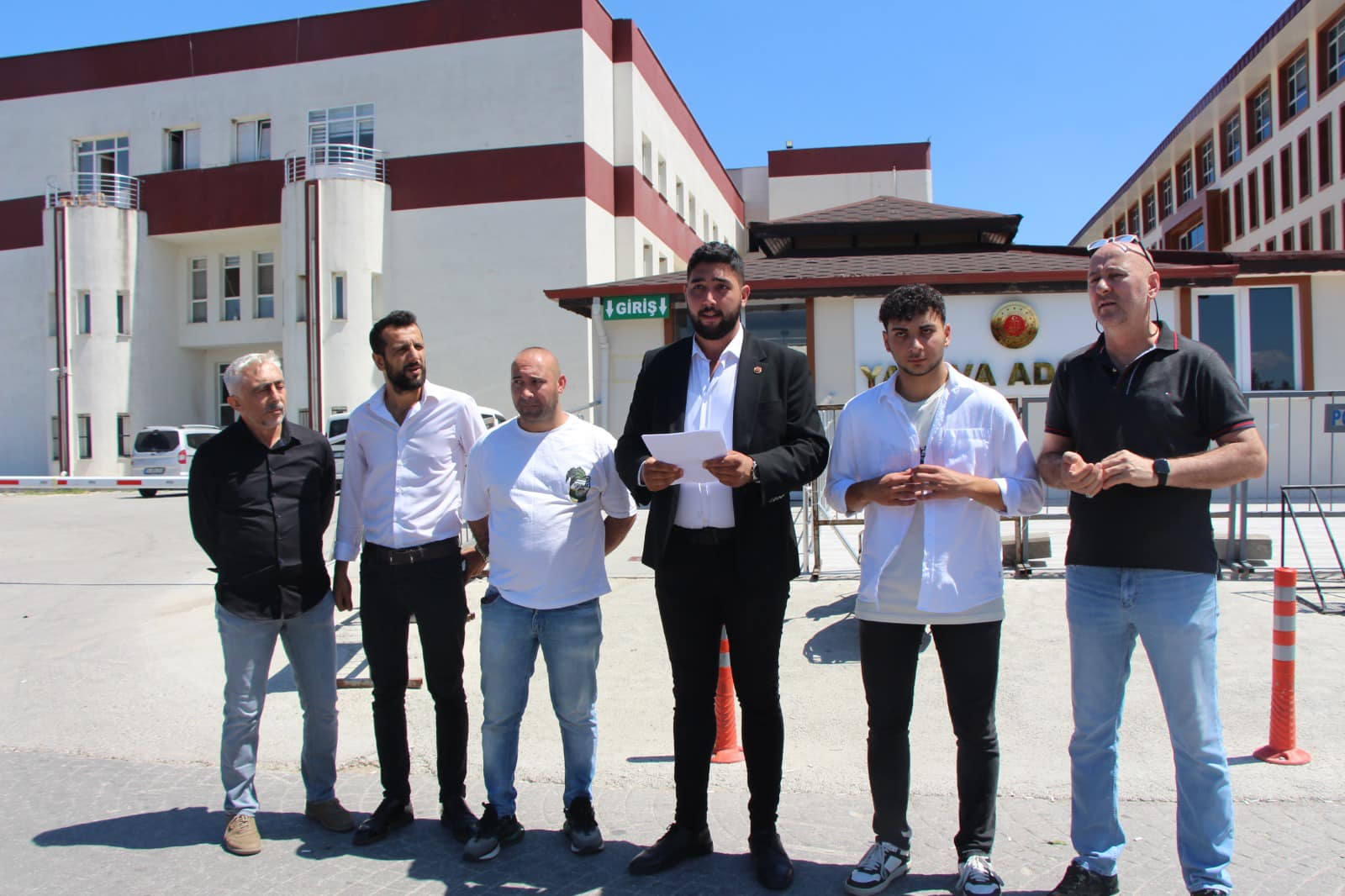 YALOVA CHP GENÇLİK KOLUNDAN İNSTAGRAM TEPKİSİ