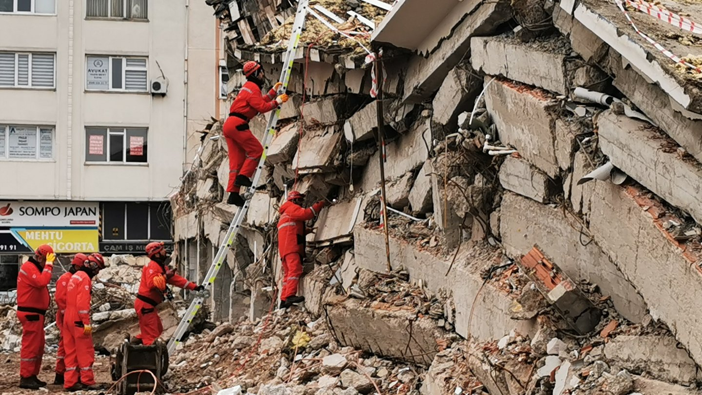 Yalova’da Gerçeğini Aratmayan Deprem Tatbikatı