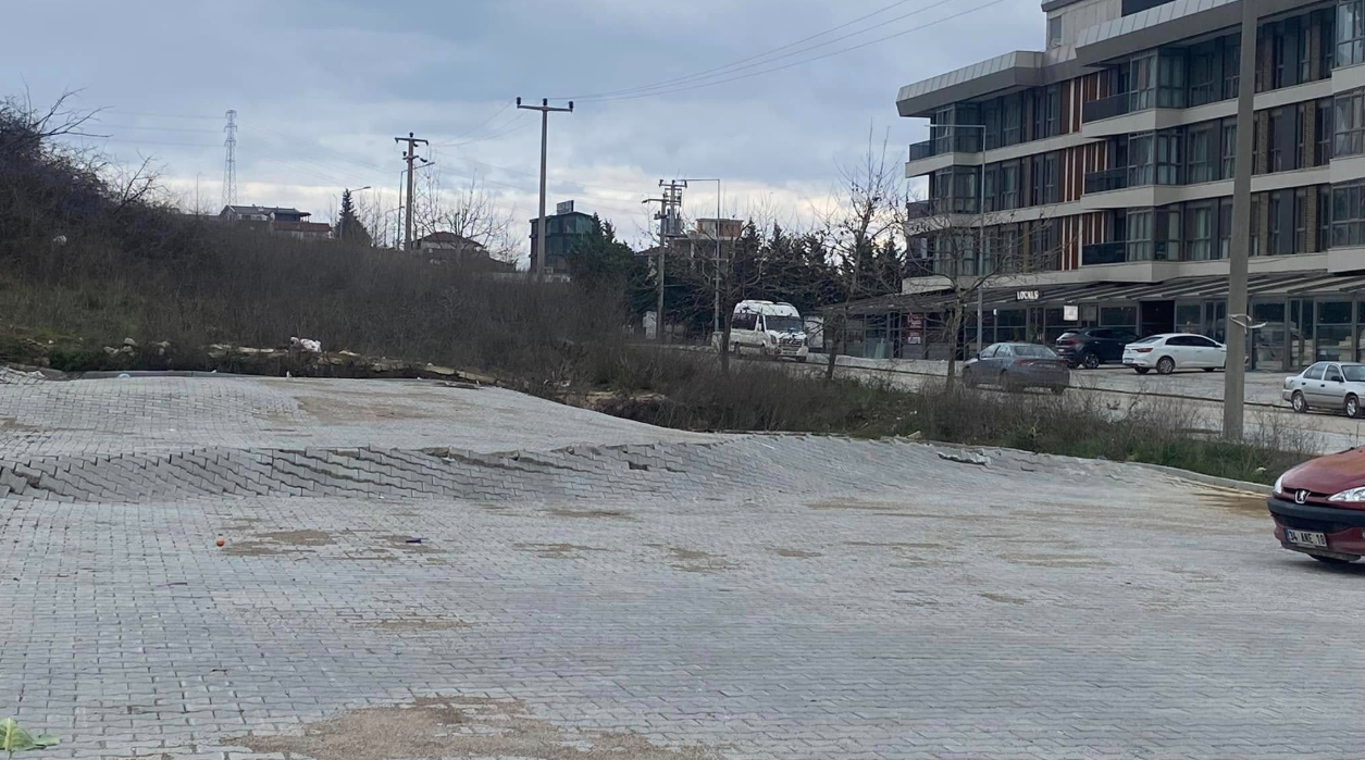 Osman Kendir "Ateşe Benzin Dökerek Gidiyorlar"