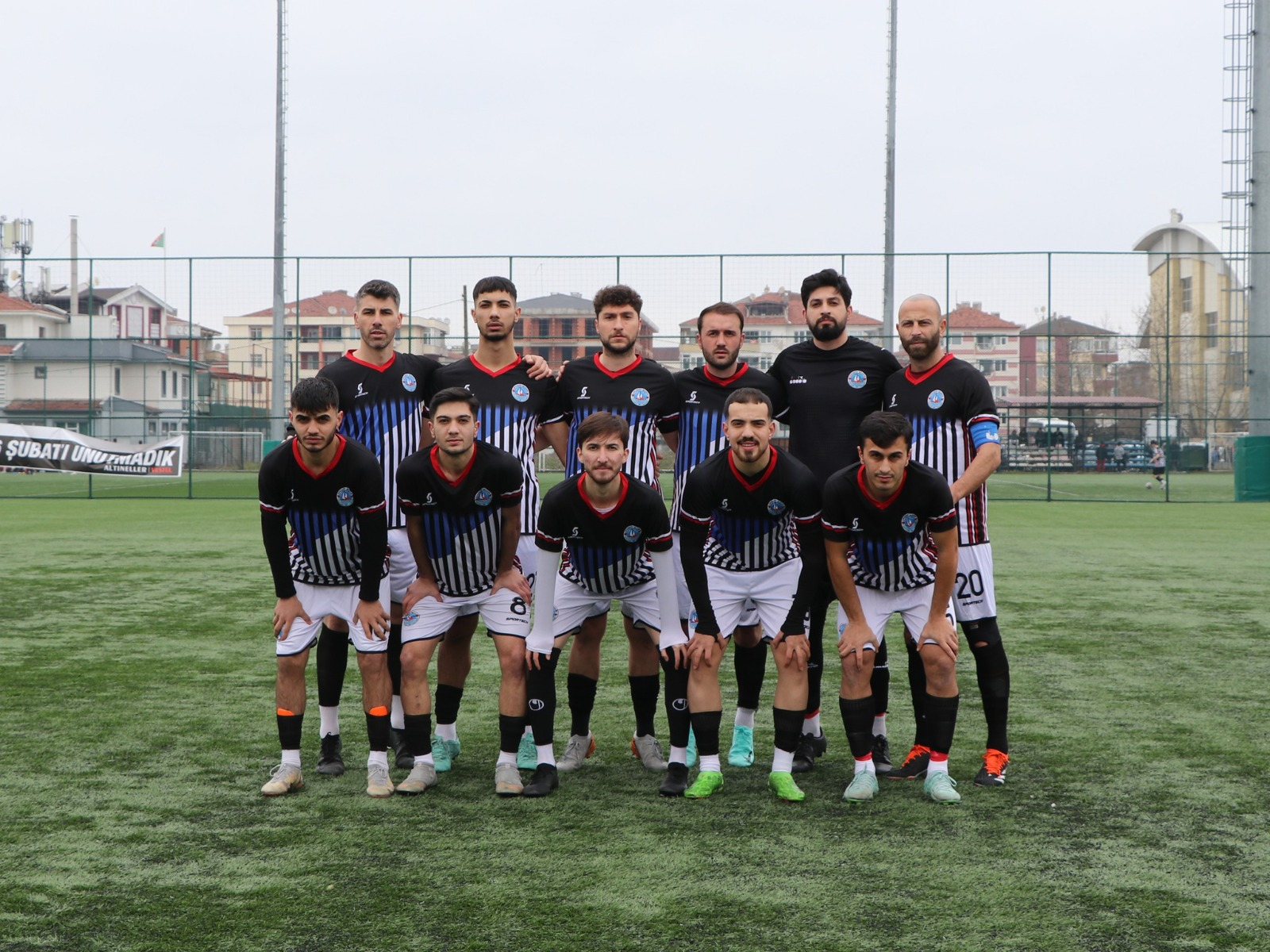 Yalova Çiftlikköy Belediyespor Zirve Takibine Devam